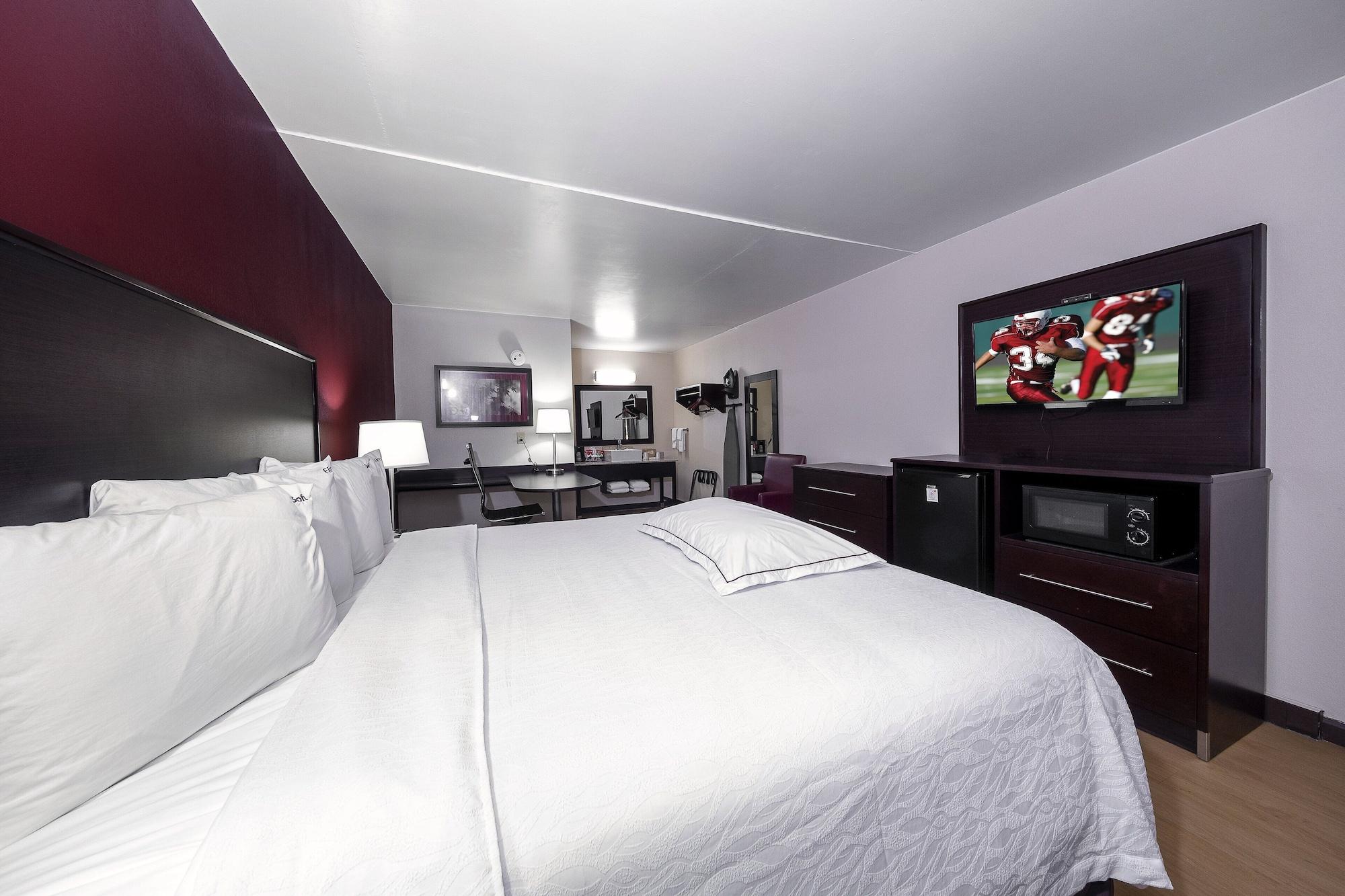 Red Roof Inn Plus+ Huntsville - Madison Exteriör bild